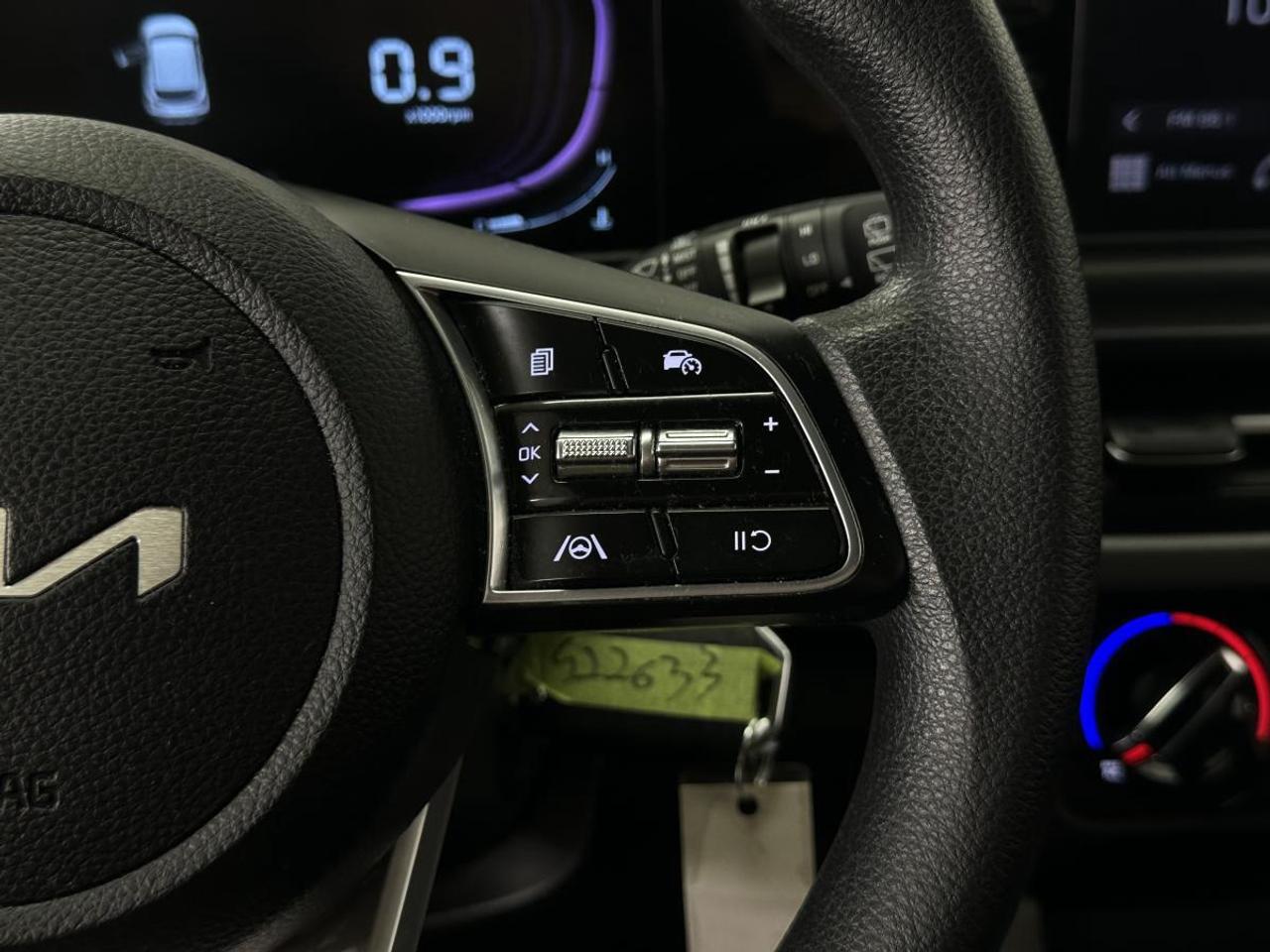 2024 Kia Seltos LX - HEATED SEATS/AC/FULL POWER GROUP/OFF 1 OWNER LEASE! Photo