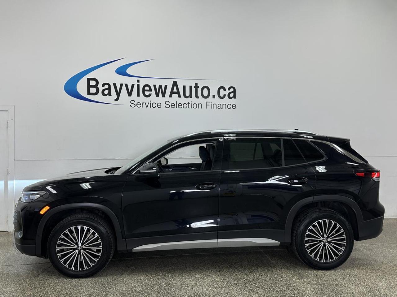 2026 Volkswagen Tiguan Comfortline COMFORTLINE/4MOTION/PWR LEATHER/CARPLAY/27KM! Photo3