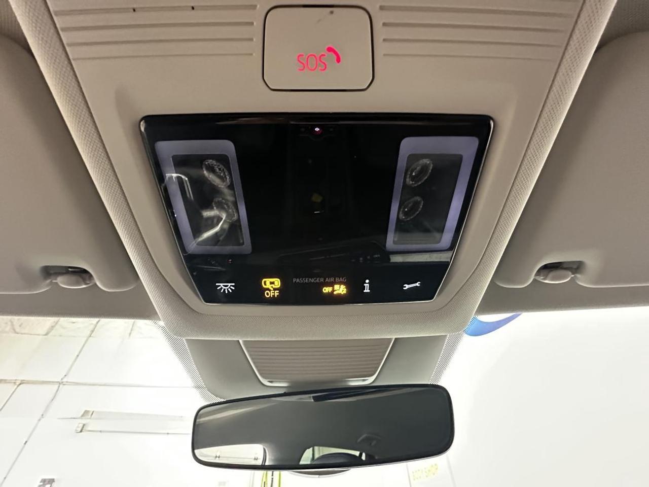 2026 Volkswagen Tiguan Comfortline COMFORTLINE/4MOTION/PWR LEATHER/CARPLAY/27KM! Photo