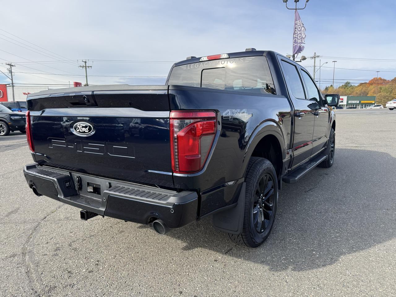 2026 Ford F-150 XLT 4WD SuperCrew 5.5' Box Photo3
