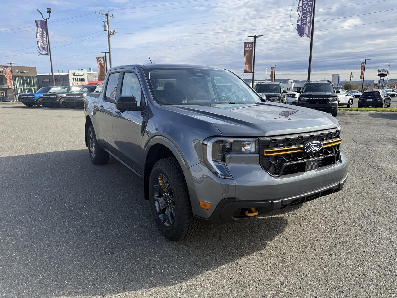 2026 Ford Maverick TREMOR AWD SuperCrew Photo0