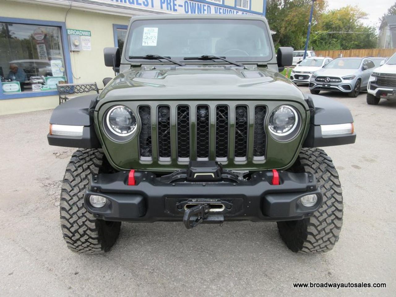 2023 Jeep Gladiator FUN-TO-DRIVE RUBICON-EDITION 5 PASSENGER 3.6L - V6.. 4X4.. CREW-CAB.. SHORTY.. REMOVEABLE-HARD-TOP.. LEATHER.. HEATED SEATS & WHEEL.. Photo4