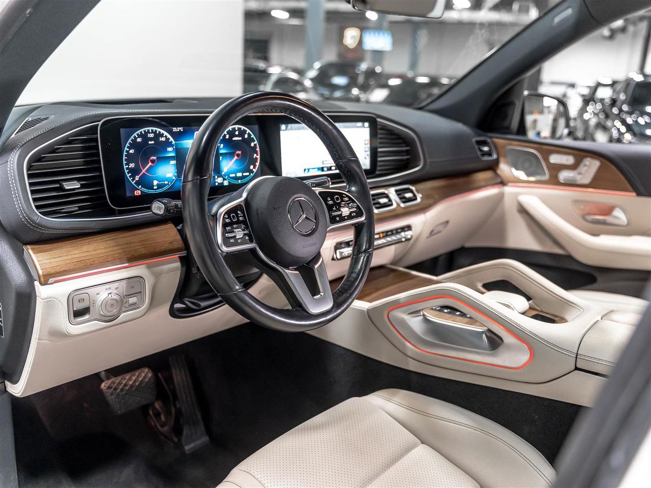 2022 Mercedes-Benz GLE GLE 450|7 Passenger|AMG Night Pkg|Intelligent Drive Pkg|Tech Pkg Photo