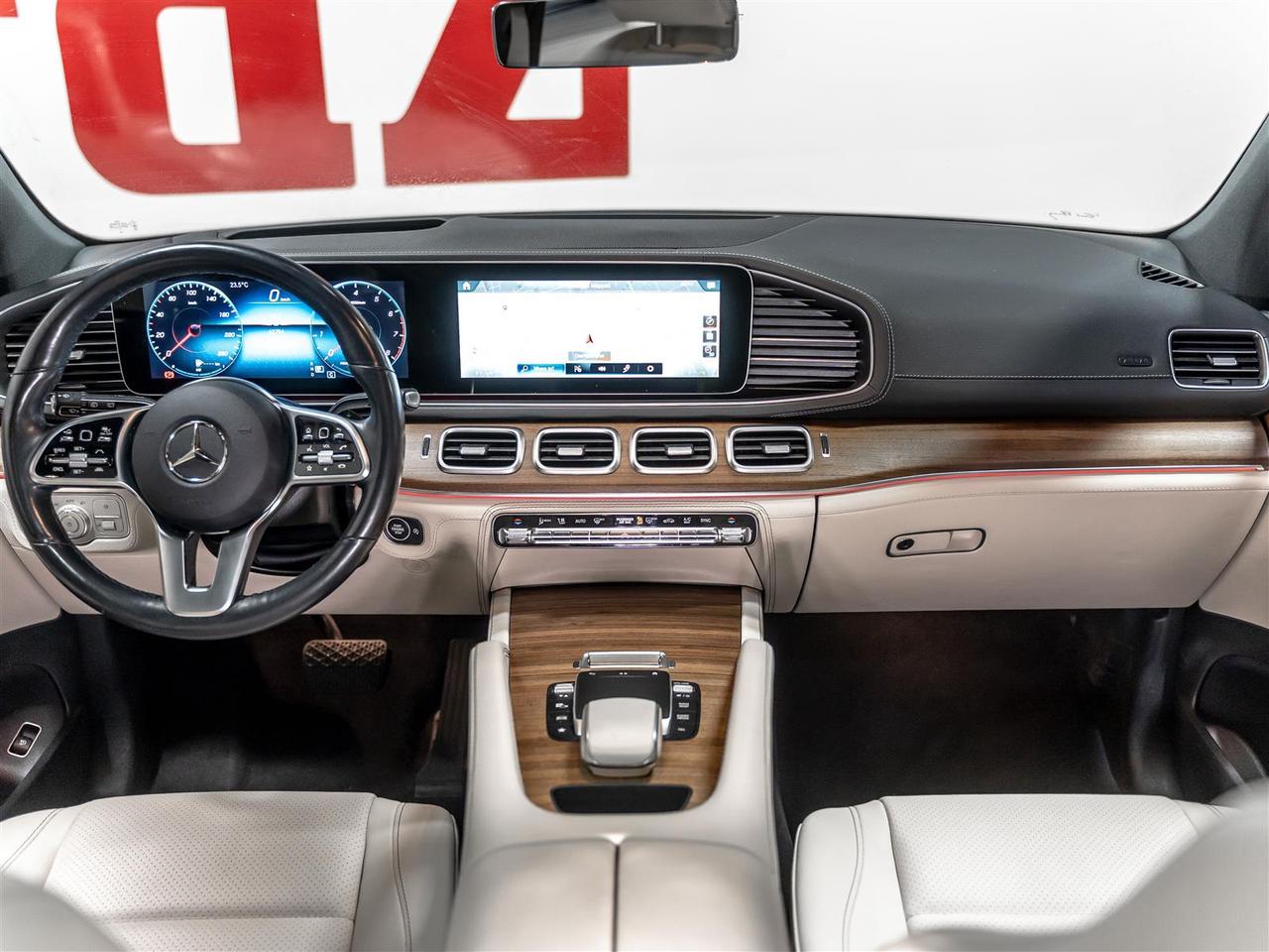 2022 Mercedes-Benz GLE GLE 450|7 Passenger|AMG Night Pkg|Intelligent Drive Pkg|Tech Pkg Photo
