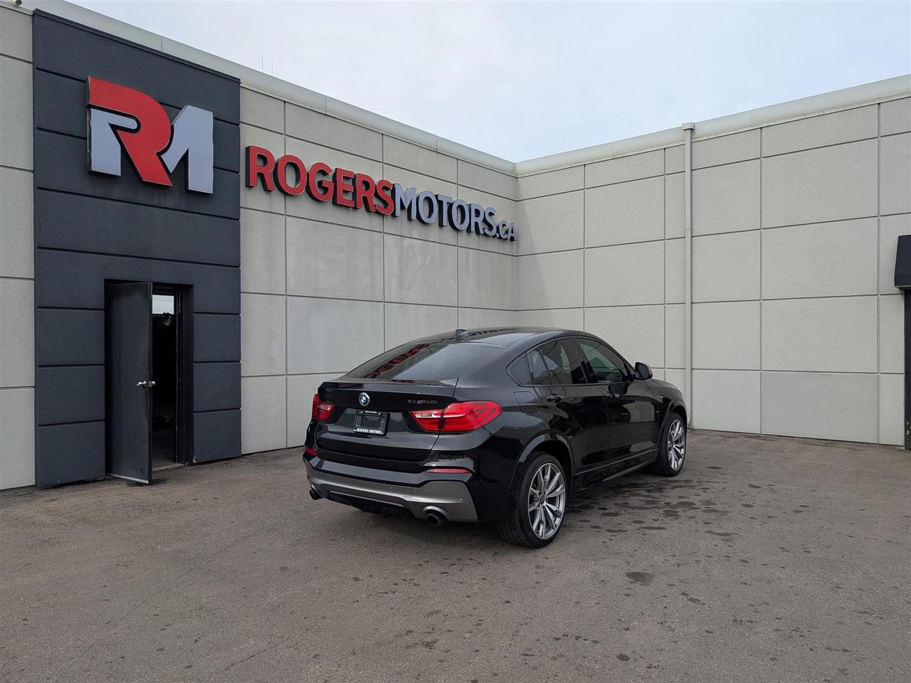 2017 BMW X4 M40i - SUNROOF - NAVI - LEATHER - REV CAM Photo