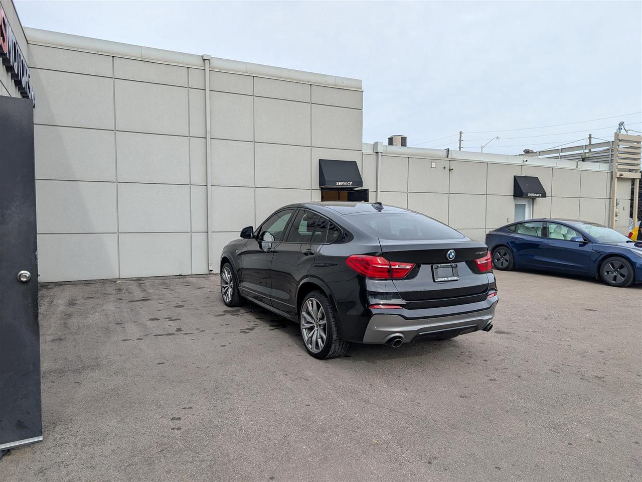 2017 BMW X4 M40i - SUNROOF - NAVI - LEATHER - REV CAM Photo