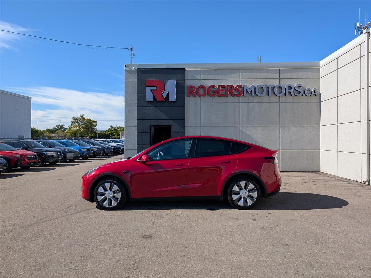 2023 Tesla Model Y LONG RANGE AWD - DUAL MOTOR Photo5