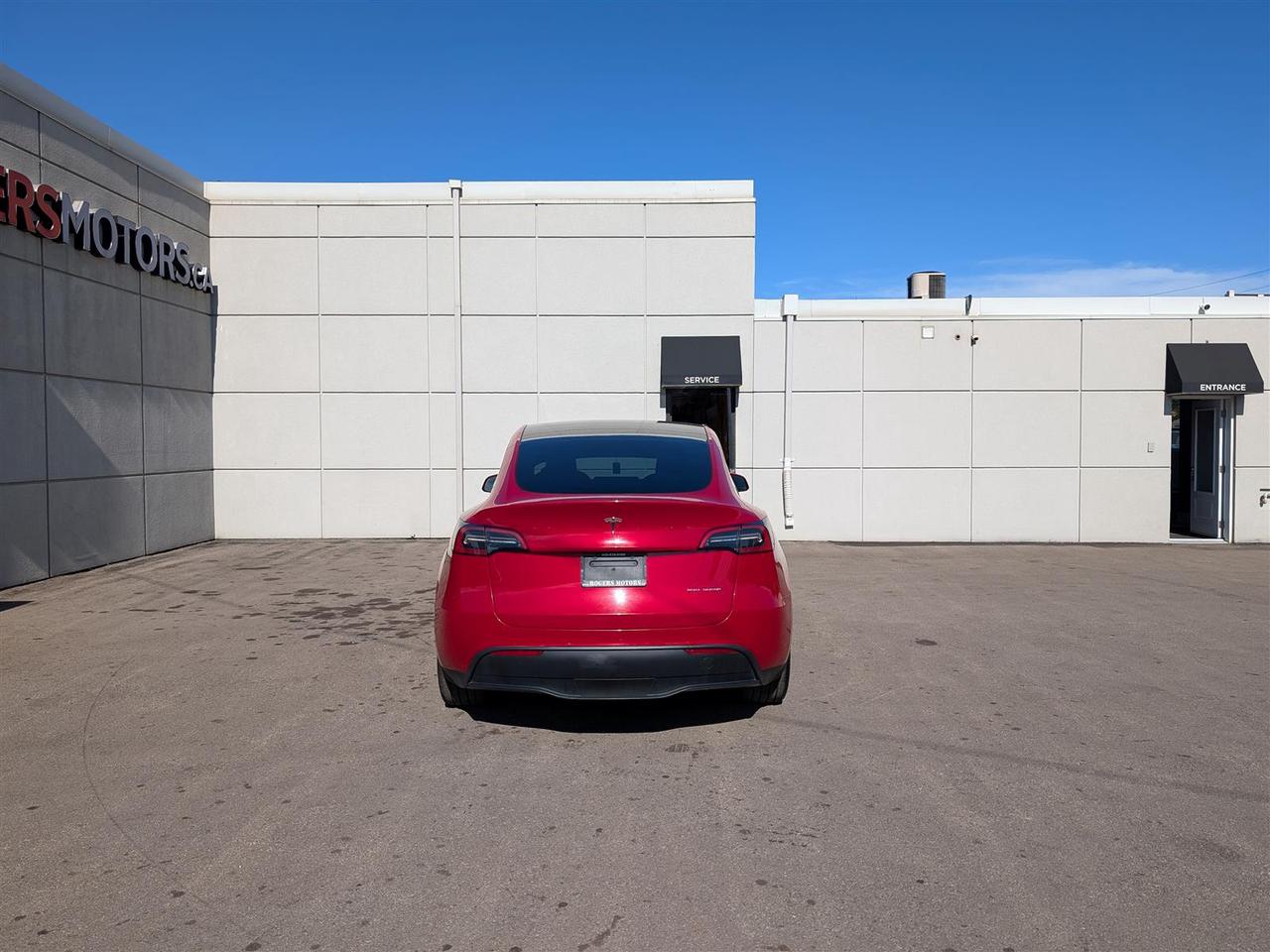 2023 Tesla Model Y LONG RANGE AWD - DUAL MOTOR Photo