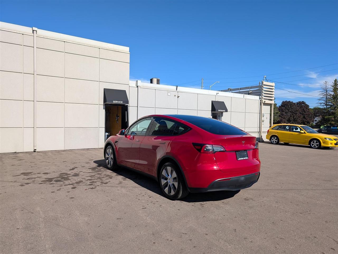 2023 Tesla Model Y LONG RANGE AWD - DUAL MOTOR Photo