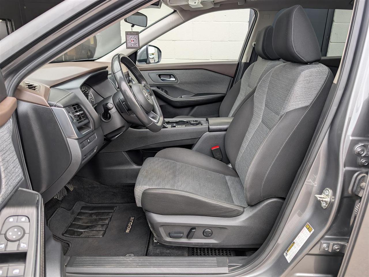 2023 Nissan Rogue SV AWD - PANO ROOF - REV CAM - TECH FEATS Photo