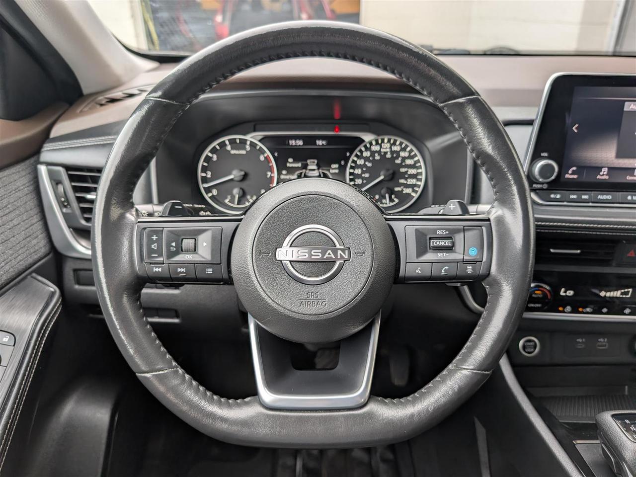 2023 Nissan Rogue SV AWD - PANO ROOF - REV CAM - TECH FEATS Photo