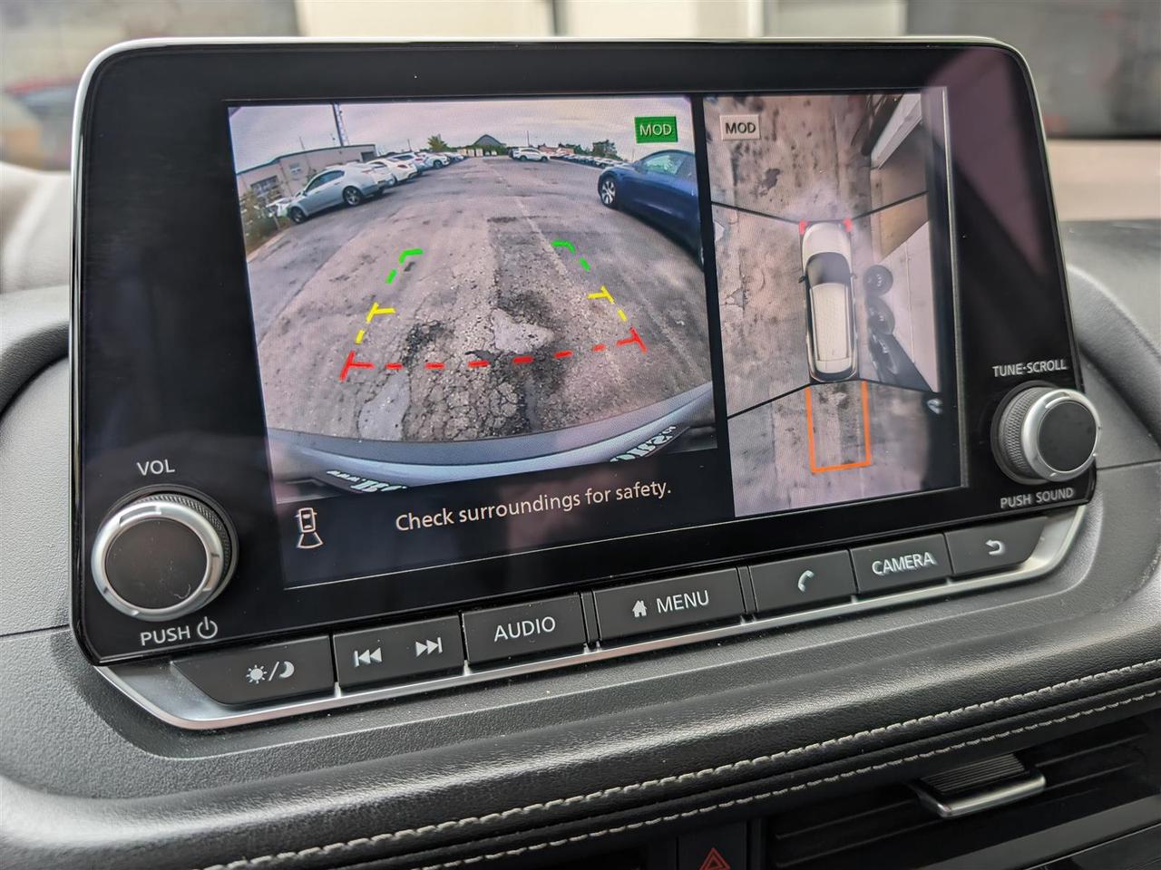 2023 Nissan Rogue SV AWD - PANO ROOF - REV CAM - TECH FEATS Photo