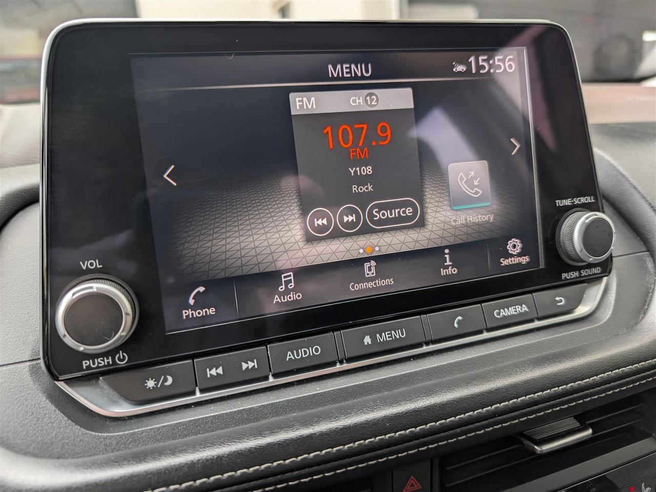 2023 Nissan Rogue SV AWD - PANO ROOF - REV CAM - TECH FEATS Photo