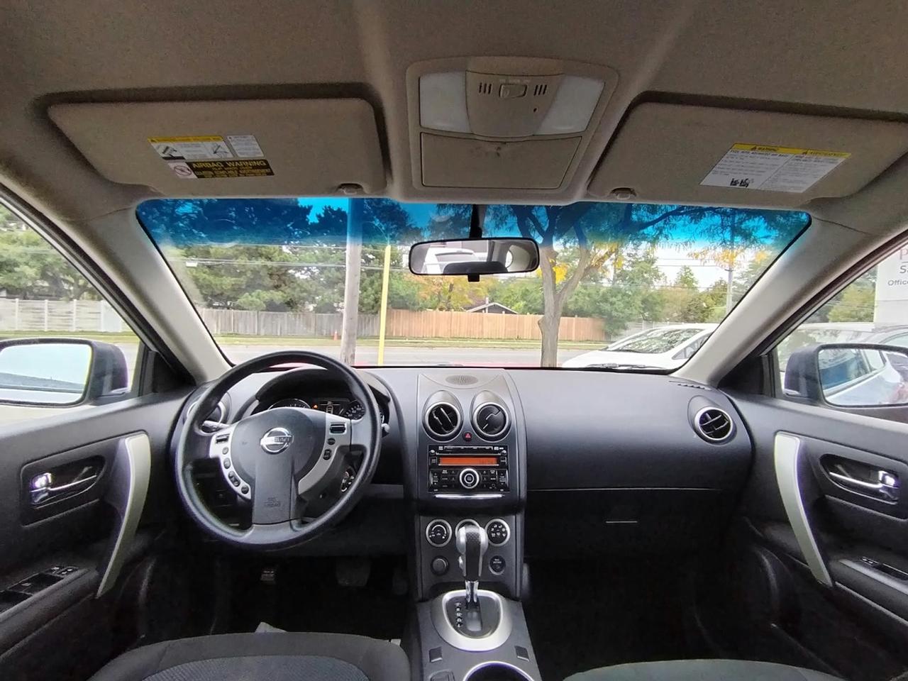 2013 Nissan Rogue SV Photo