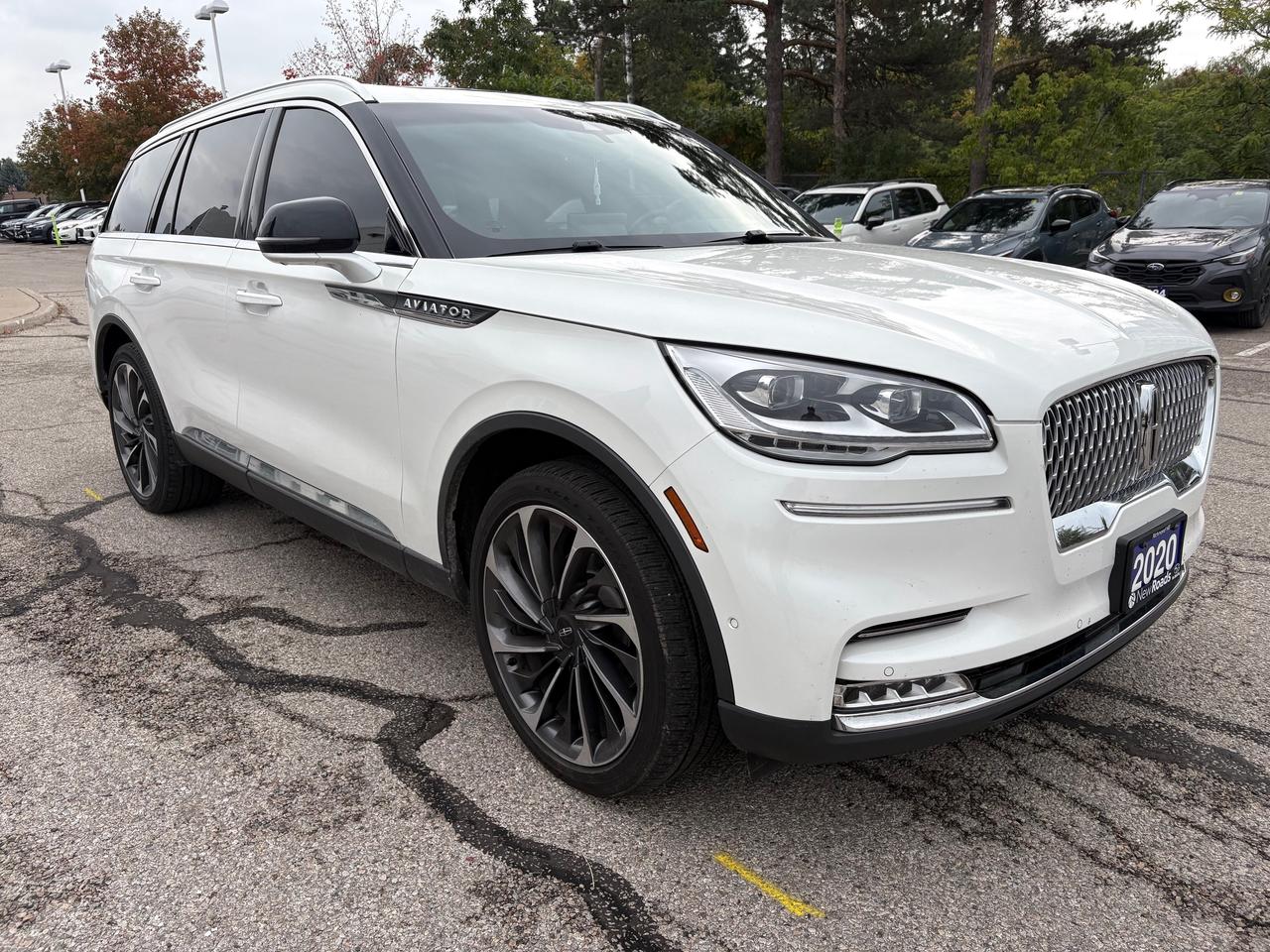 2020 Lincoln Aviator Reserve NO ACCIDENTS!! LOW KMS!! Photo