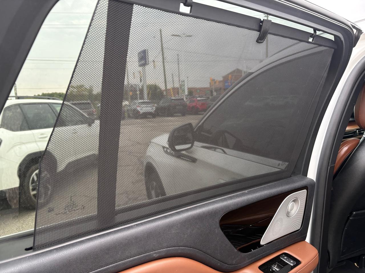 2020 Lincoln Aviator Reserve NO ACCIDENTS!! LOW KMS!! Photo