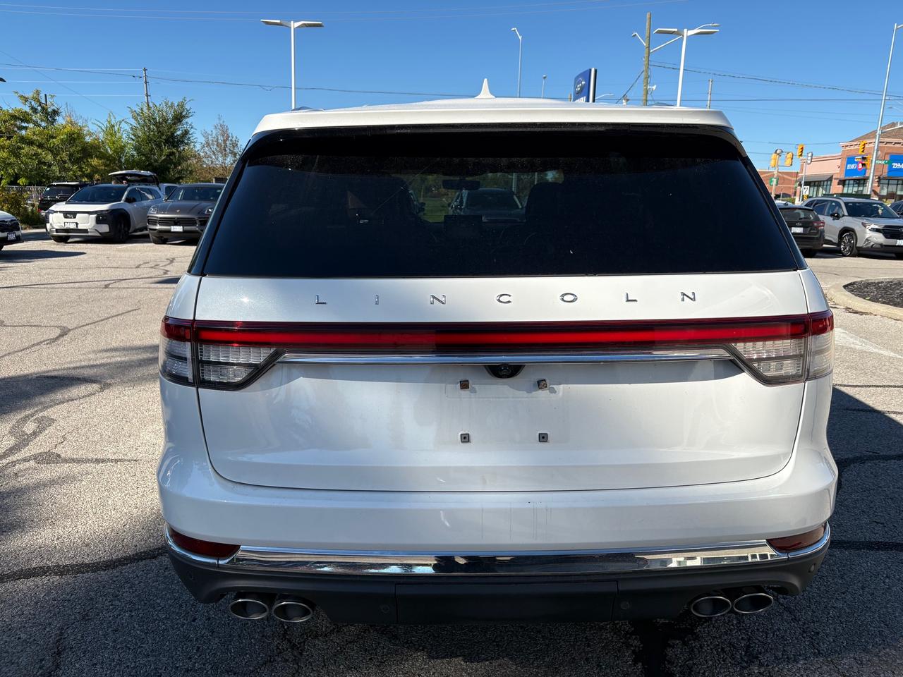 2020 Lincoln Aviator Reserve NO ACCIDENTS!! LOW KMS!! Photo