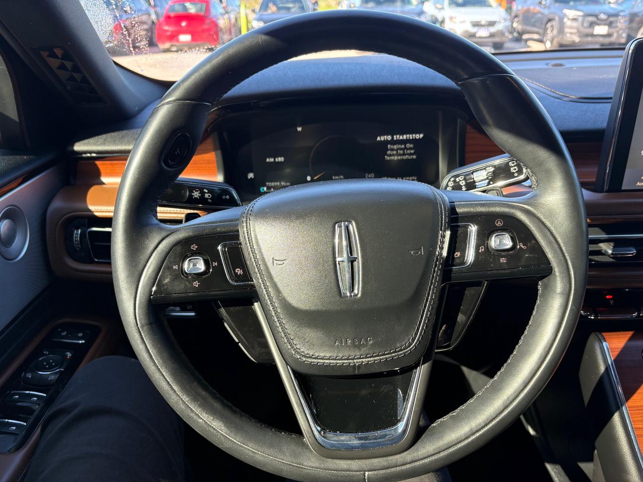 2020 Lincoln Aviator Reserve NO ACCIDENTS!! LOW KMS!! Photo