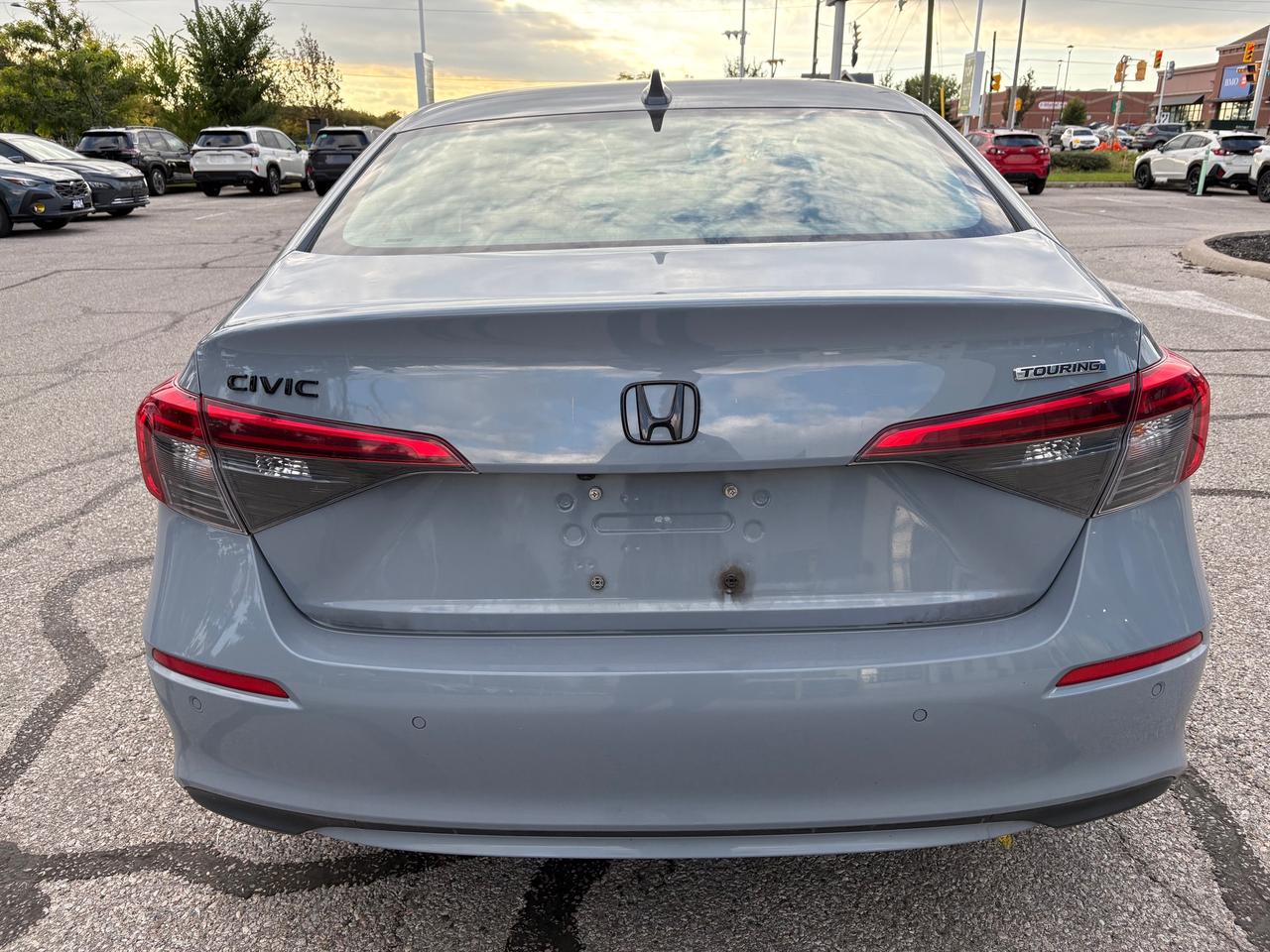2023 Honda Civic Touring TOURING PACKAGE! Photo