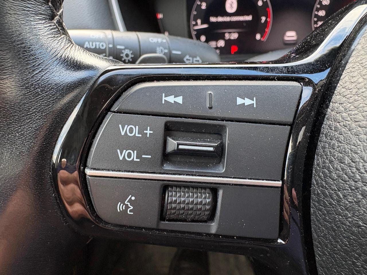 2023 Honda Civic Touring TOURING PACKAGE! Photo