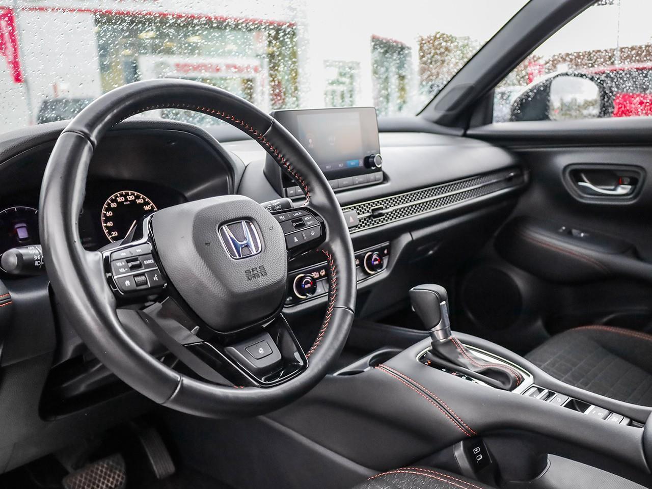 2025 Honda HR-V Sport HEATED SEATS-HEATED STEERING WHEEL-SUNROOF-NO ACCIDENTS- Photo