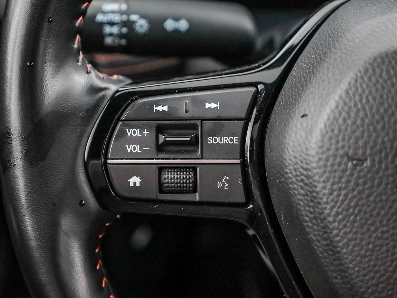 2025 Honda HR-V Sport HEATED SEATS-HEATED STEERING WHEEL-SUNROOF-NO ACCIDENTS- Photo