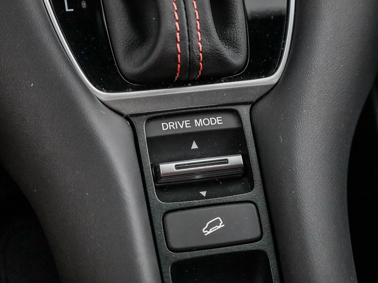 2025 Honda HR-V Sport HEATED SEATS-HEATED STEERING WHEEL-SUNROOF-NO ACCIDENTS- Photo