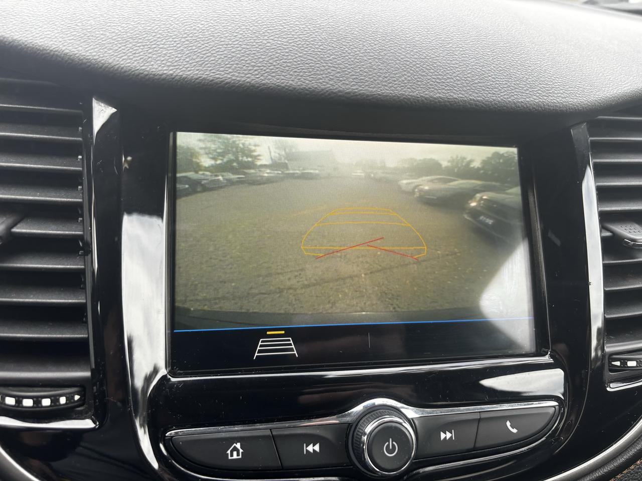 2018 Chevrolet Trax LT, All Wheel Drive, Sunroof, Push Button Start Photo