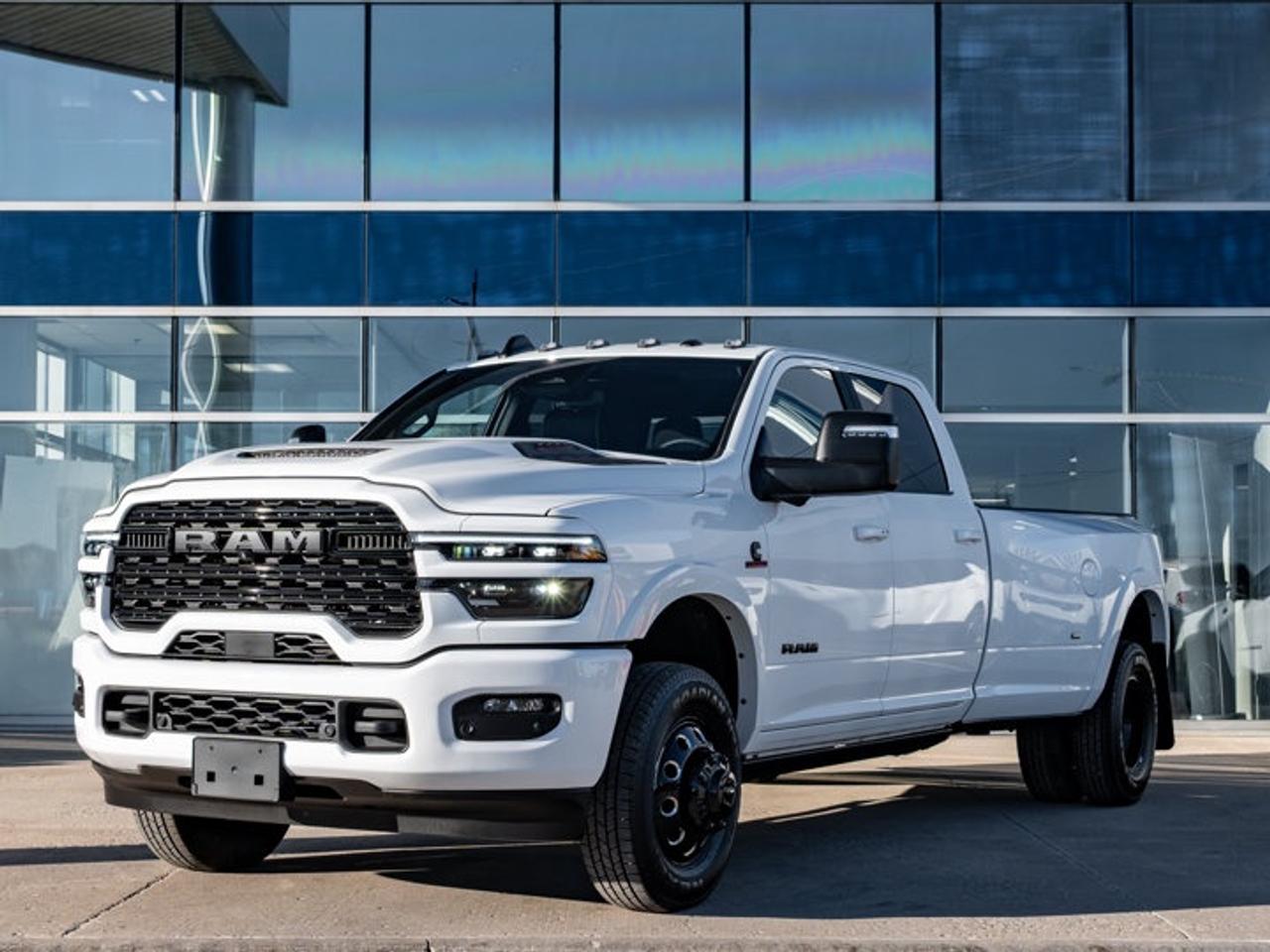 2026 RAM 3500 Limited Photo