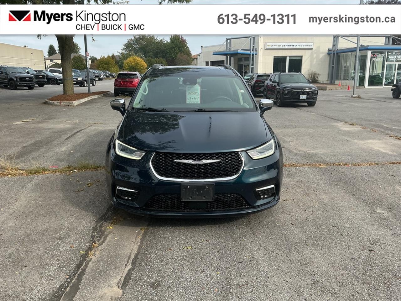2022 Chrysler Pacifica Hybrid Limited  - Sunroof - $243 B/W Photo0