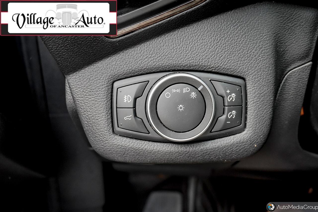 2018 Ford Escape SEL 4WD Photo