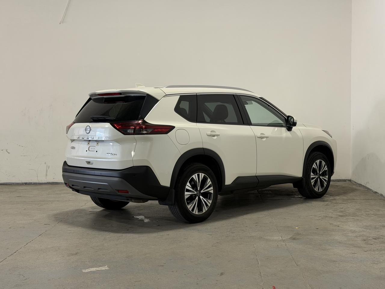 2022 Nissan Rogue SV AWD | PREMIUM PACKAGE | CARPLAY | PANOROOF Photo