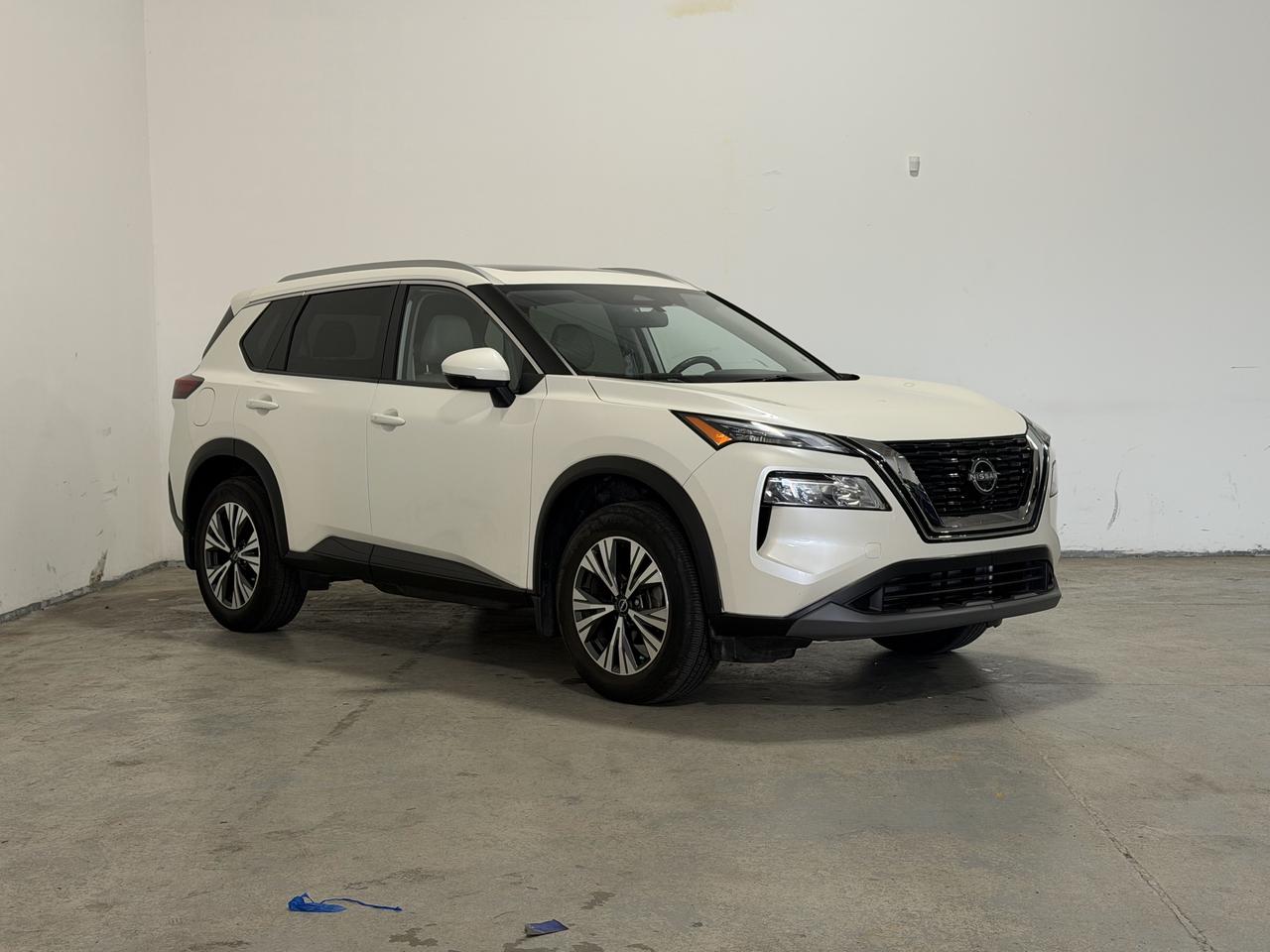 2022 Nissan Rogue SV AWD | PREMIUM PACKAGE | CARPLAY | PANOROOF Photo2