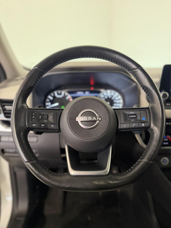 2022 Nissan Rogue SV AWD | PREMIUM PACKAGE | CARPLAY | PANOROOF Photo