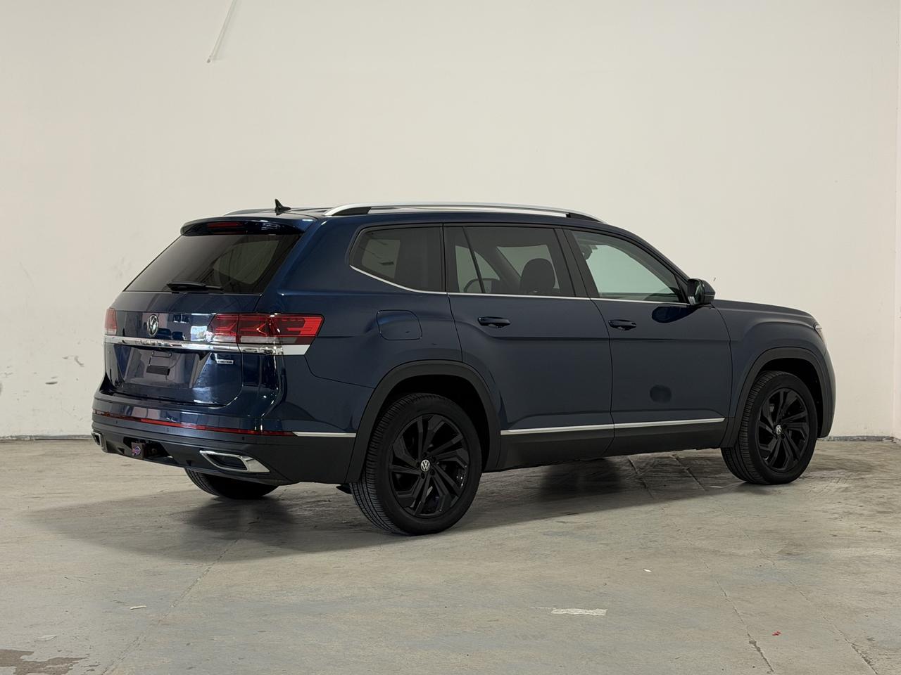 2022 Volkswagen Atlas HIGHLINE | PANOROOF | WIRELESS CARPLAY | 7 SEATER! Photo