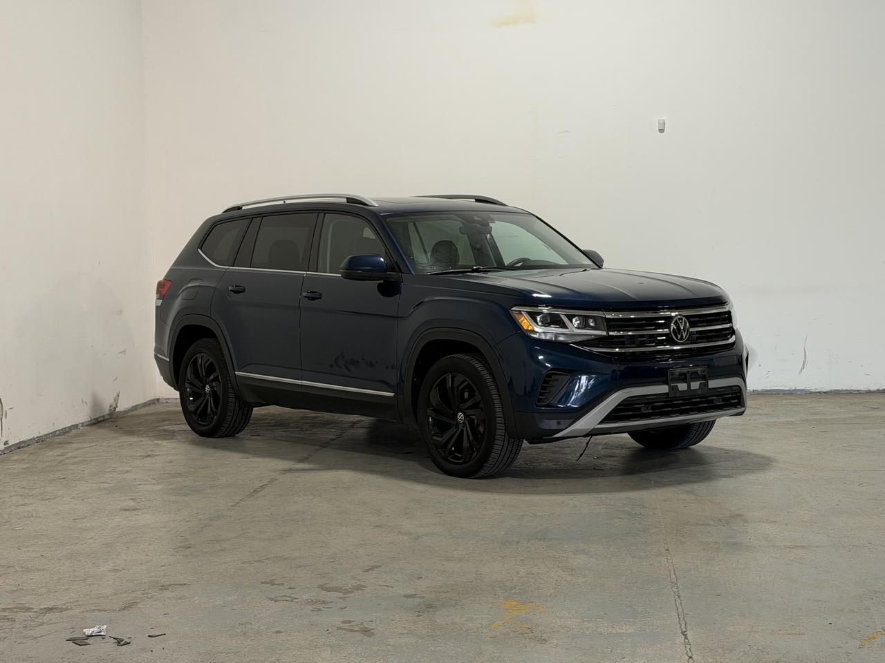 2022 Volkswagen Atlas HIGHLINE | PANOROOF | WIRELESS CARPLAY | 7 SEATER! Photo2