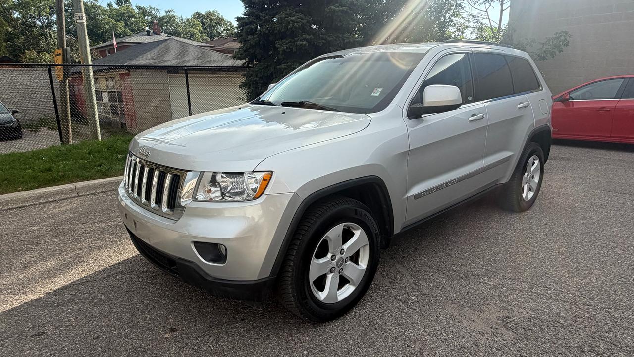 2011 Jeep Grand Cherokee Laredo Photo