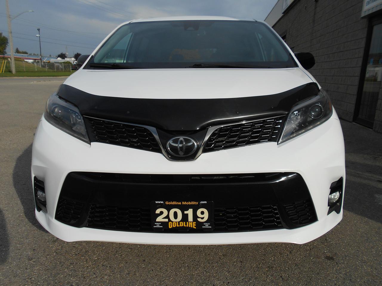 2019 Toyota Sienna SE-Wheelchair Accessible Side Entry- Manual Photo