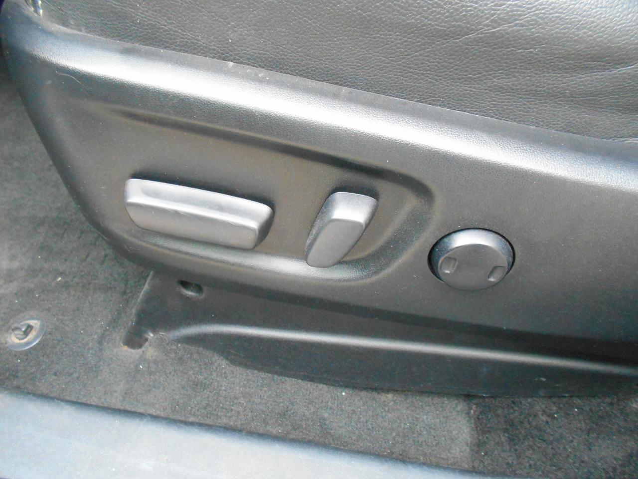 2019 Toyota Sienna SE-Wheelchair Accessible Side Entry- Manual Photo