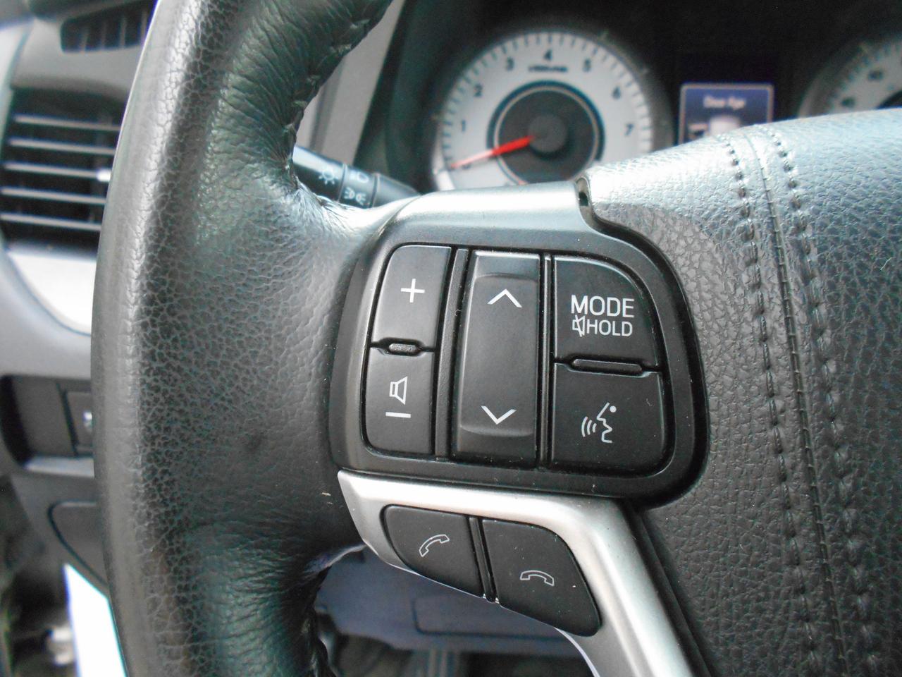 2019 Toyota Sienna SE-Wheelchair Accessible Side Entry- Manual Photo