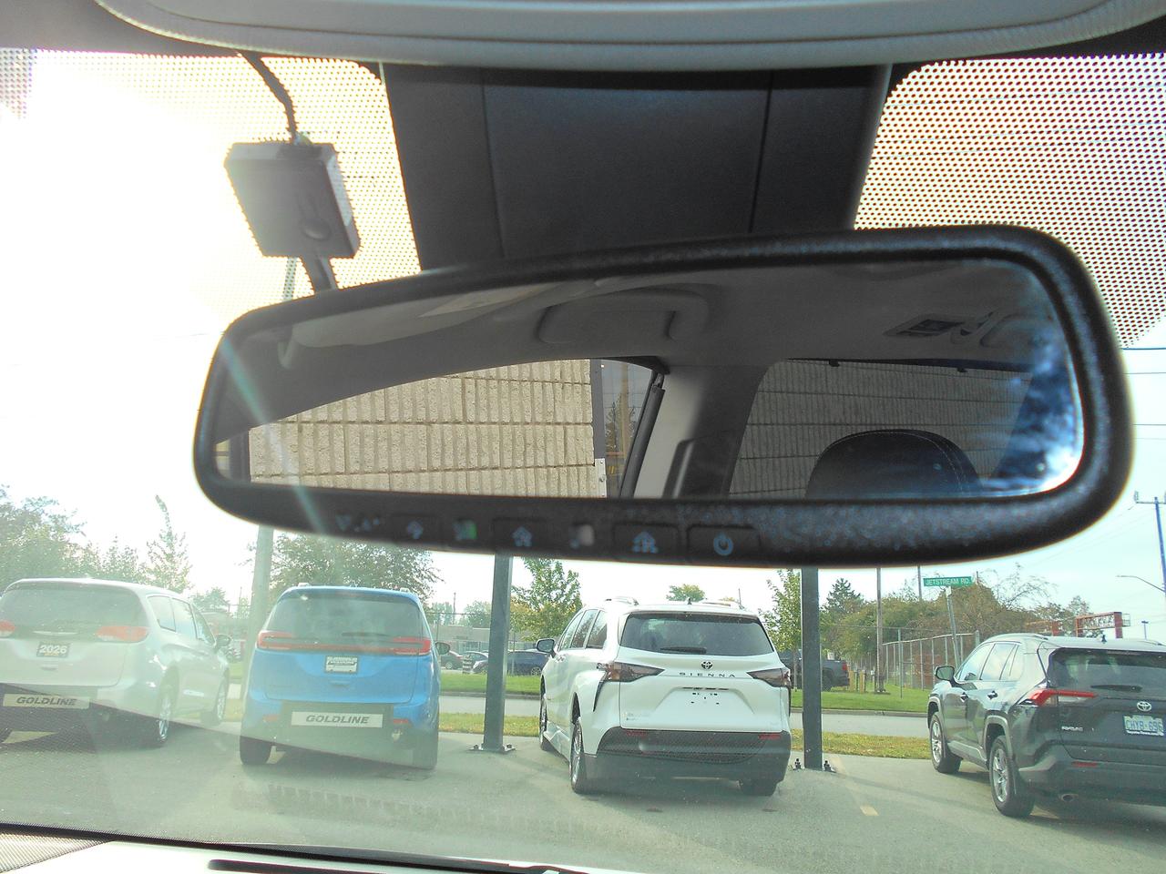 2019 Toyota Sienna SE-Wheelchair Accessible Side Entry- Manual Photo