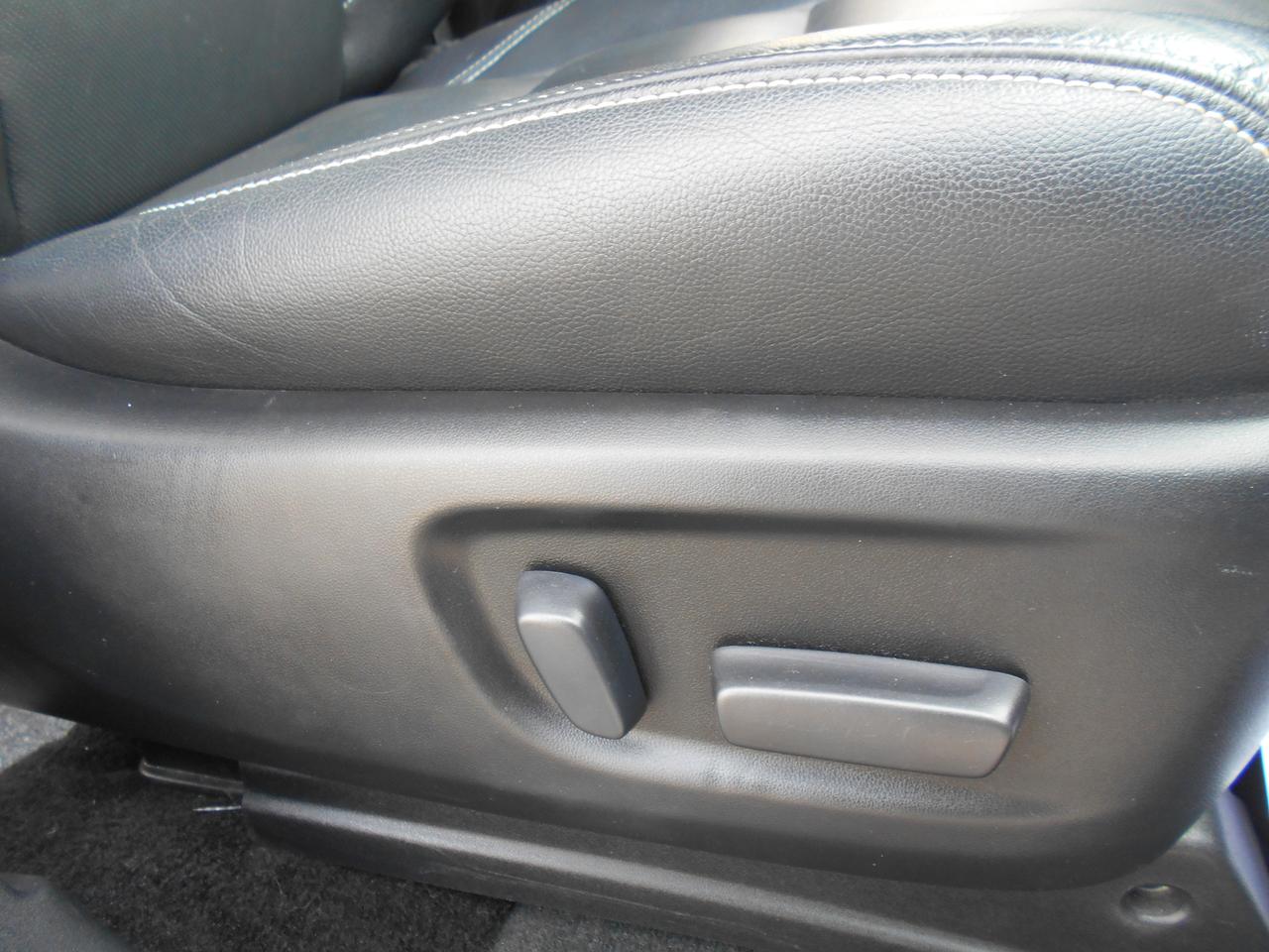 2019 Toyota Sienna SE-Wheelchair Accessible Side Entry- Manual Photo