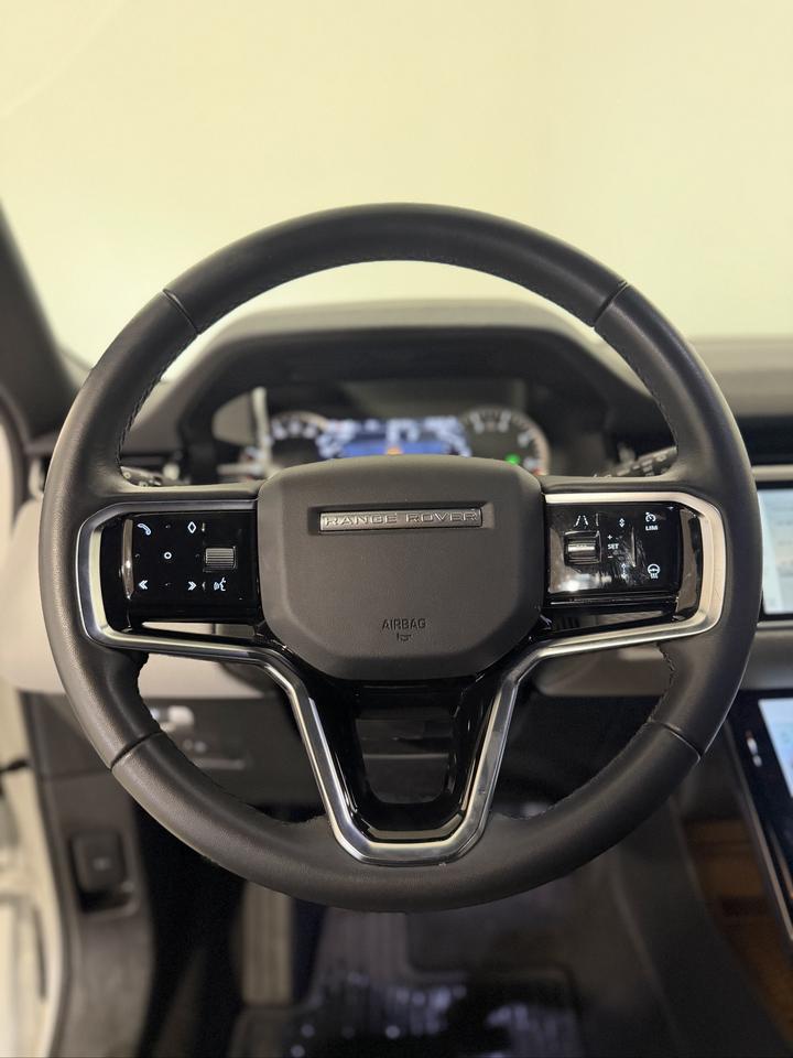 2023 Land Rover Range Rover Evoque P250 S Photo
