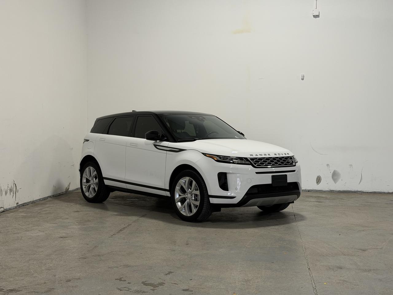2023 Land Rover Range Rover Evoque P250 S Photo2