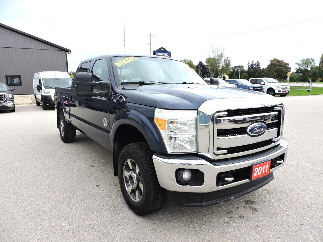 2011 Ford F-250 Lariat Diesel 4X4 Leather Rust Free 202000KMS - Photo #1