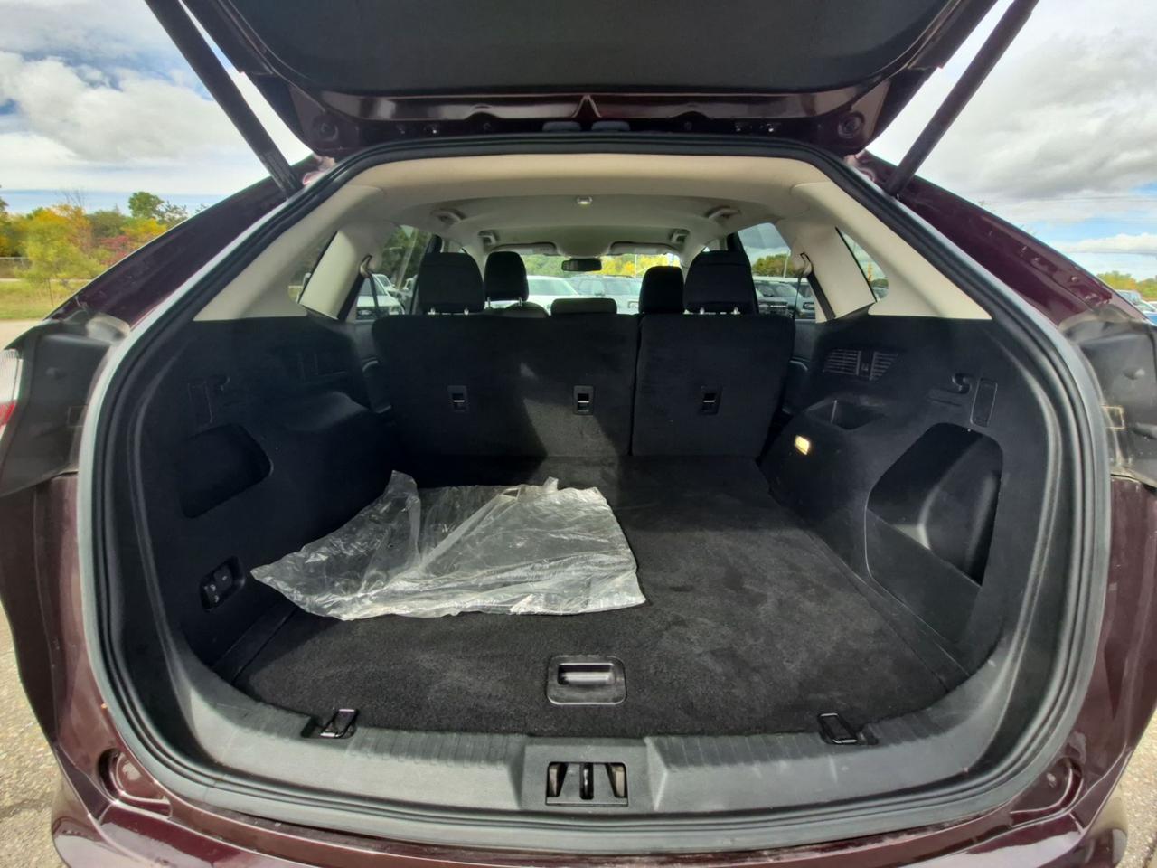 2022 Ford Edge SEL, AWD, LOCAL VEHICLE, 201A PACKAGE, REAR CAMERA Photo