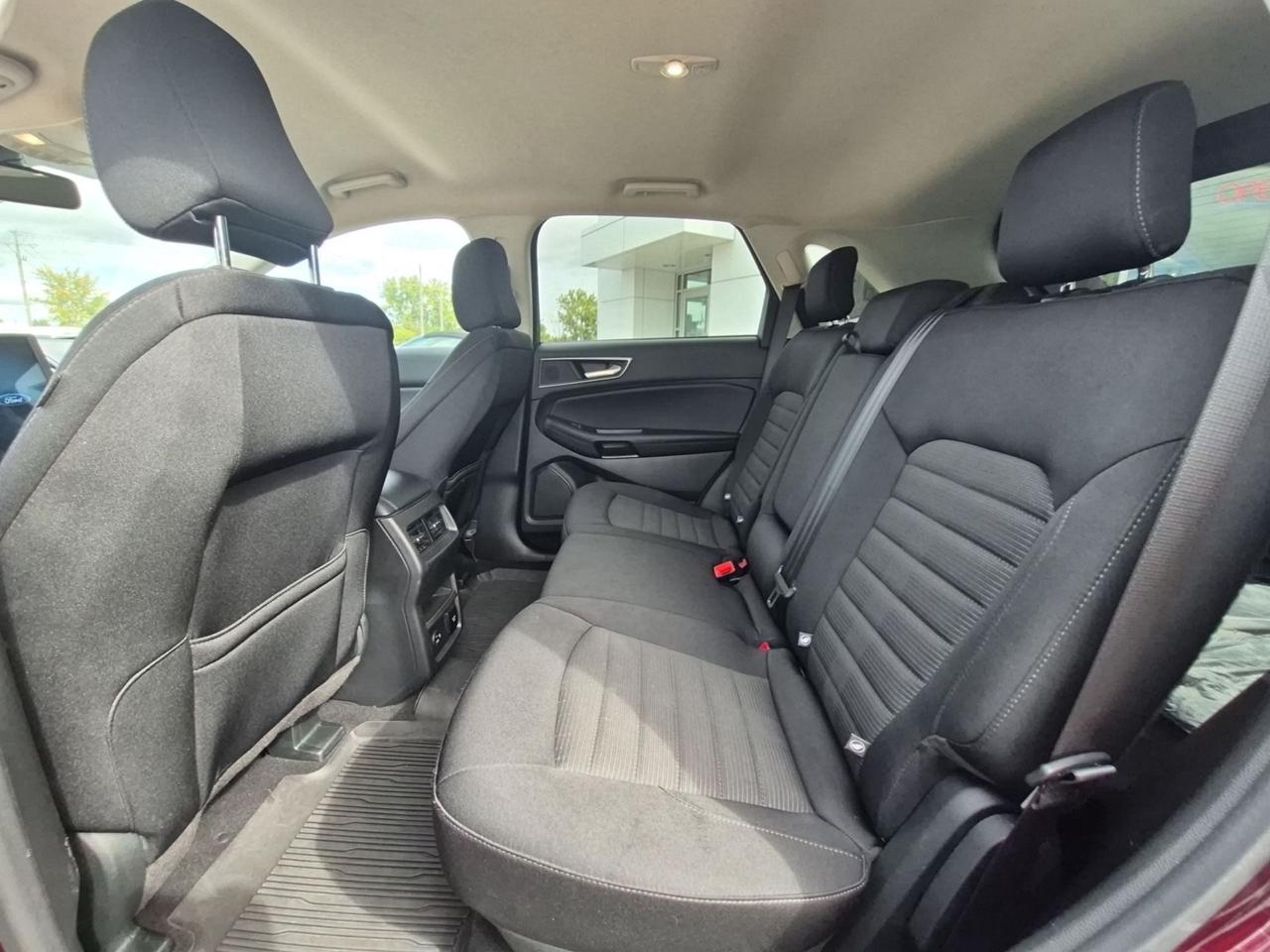 2022 Ford Edge SEL, AWD, LOCAL VEHICLE, 201A PACKAGE, REAR CAMERA Photo