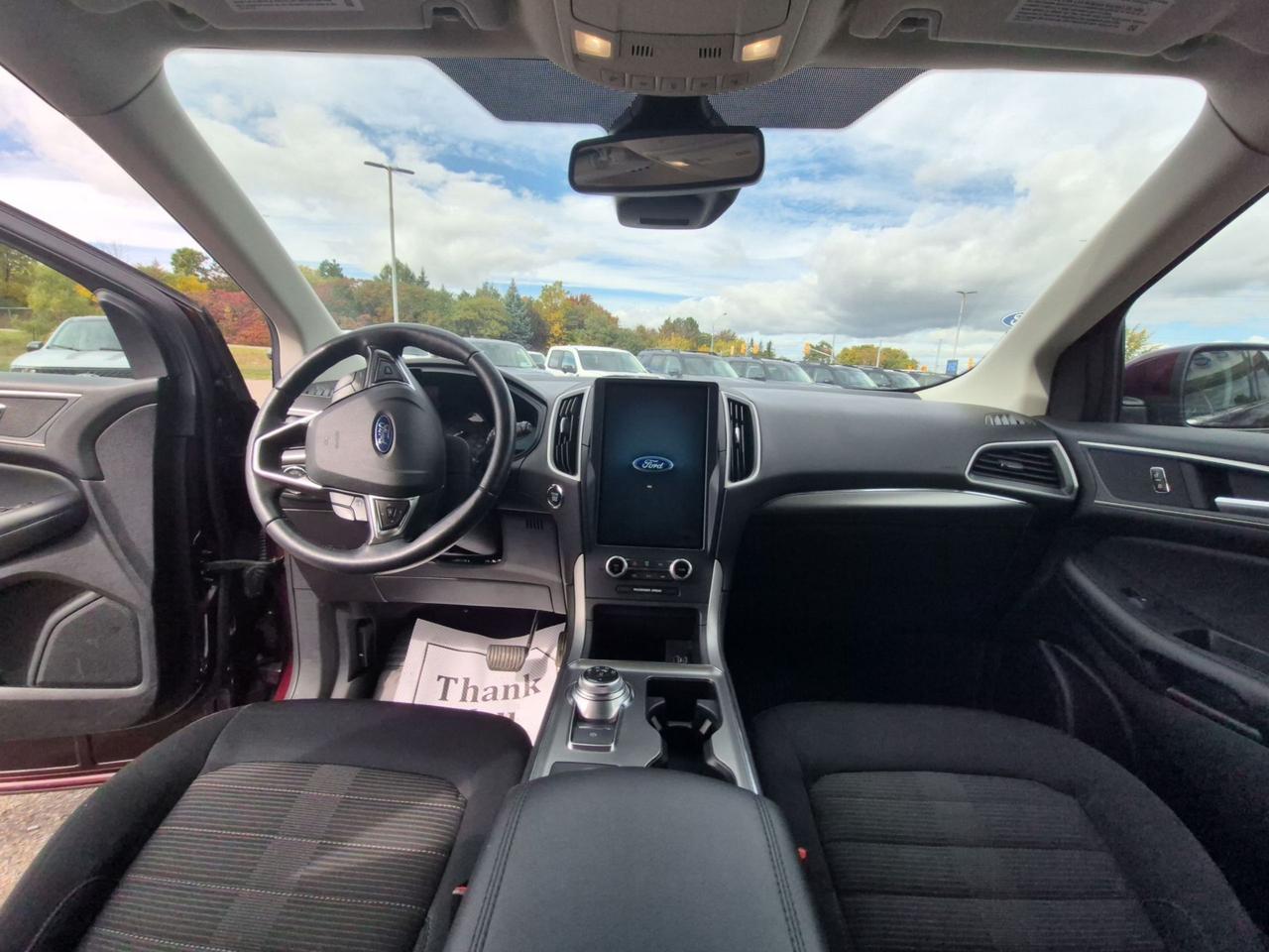2022 Ford Edge SEL, AWD, LOCAL VEHICLE, 201A PACKAGE, REAR CAMERA Photo