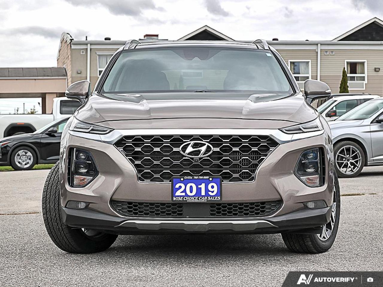 2019 Hyundai Santa Fe 2.0T Ultimate AWD,NAVI,PWR T/GATE,LEATHER INT,PANO - Photo #2