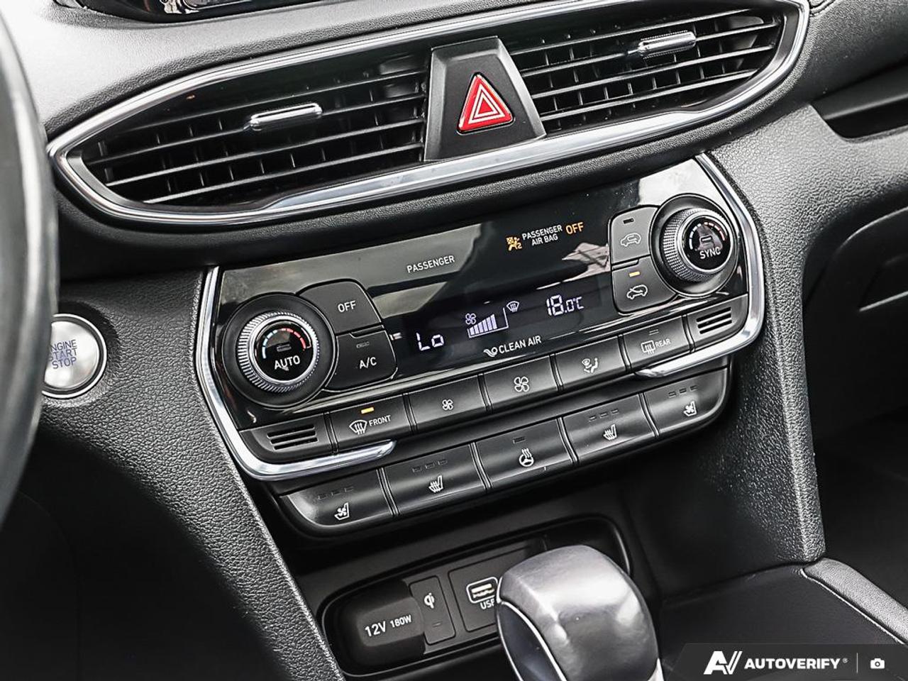 2019 Hyundai Santa Fe 2.0T Ultimate AWD,NAVI,PWR T/GATE,LEATHER INT,PANO Photo